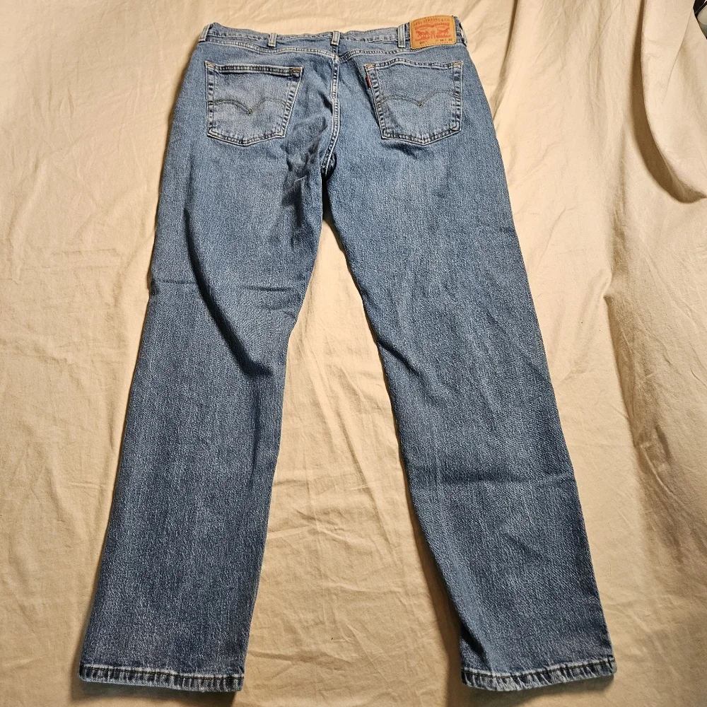 Levi's 505 Men's‎ W38 L32 Regular Fit Straight Leg Blue Denim Jeans Zip Fly